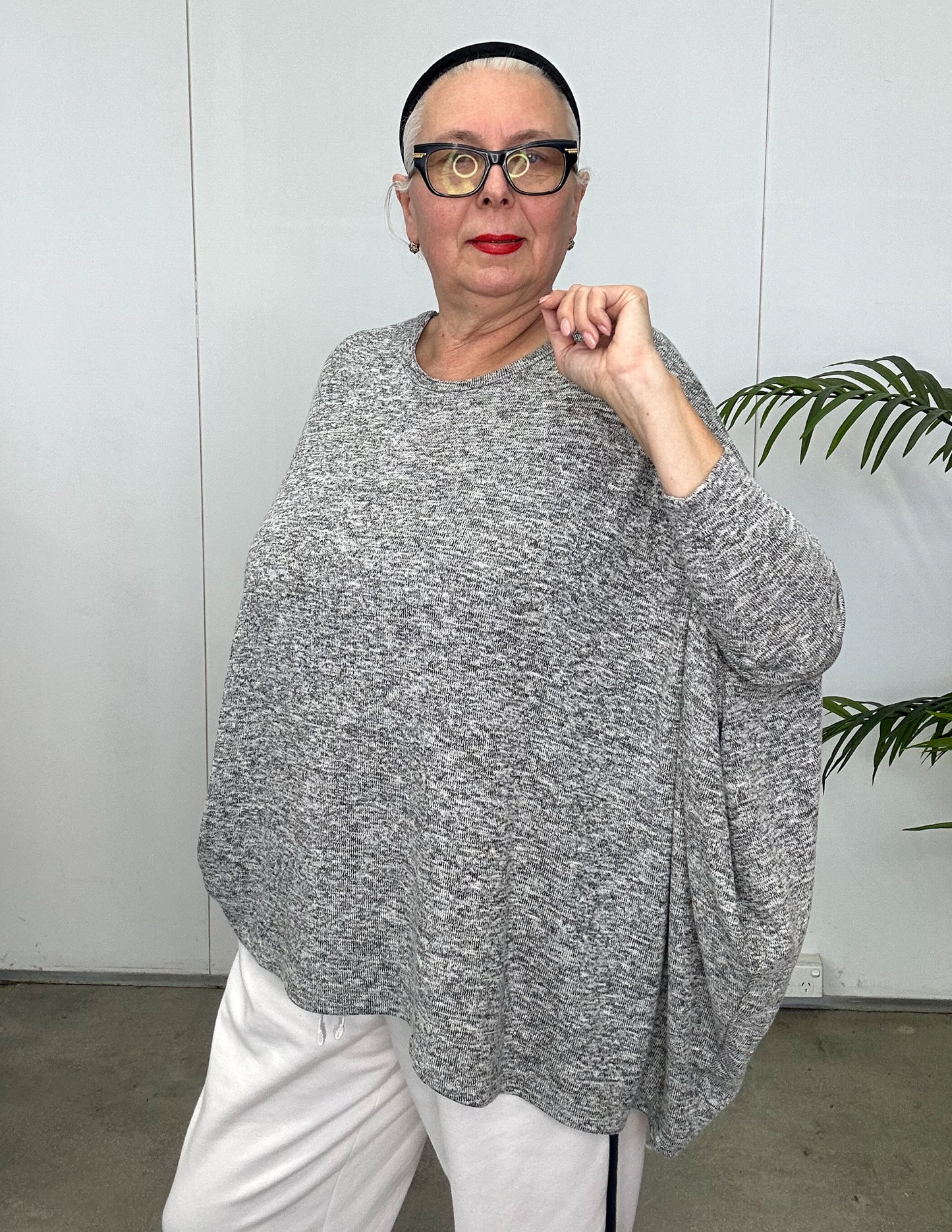 ONE NINE BATWING TOP