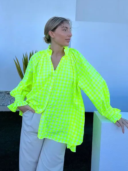 EIGHT FOUR SEVEN TOP