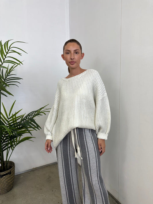 EIGHT THREE ZERO KNIT