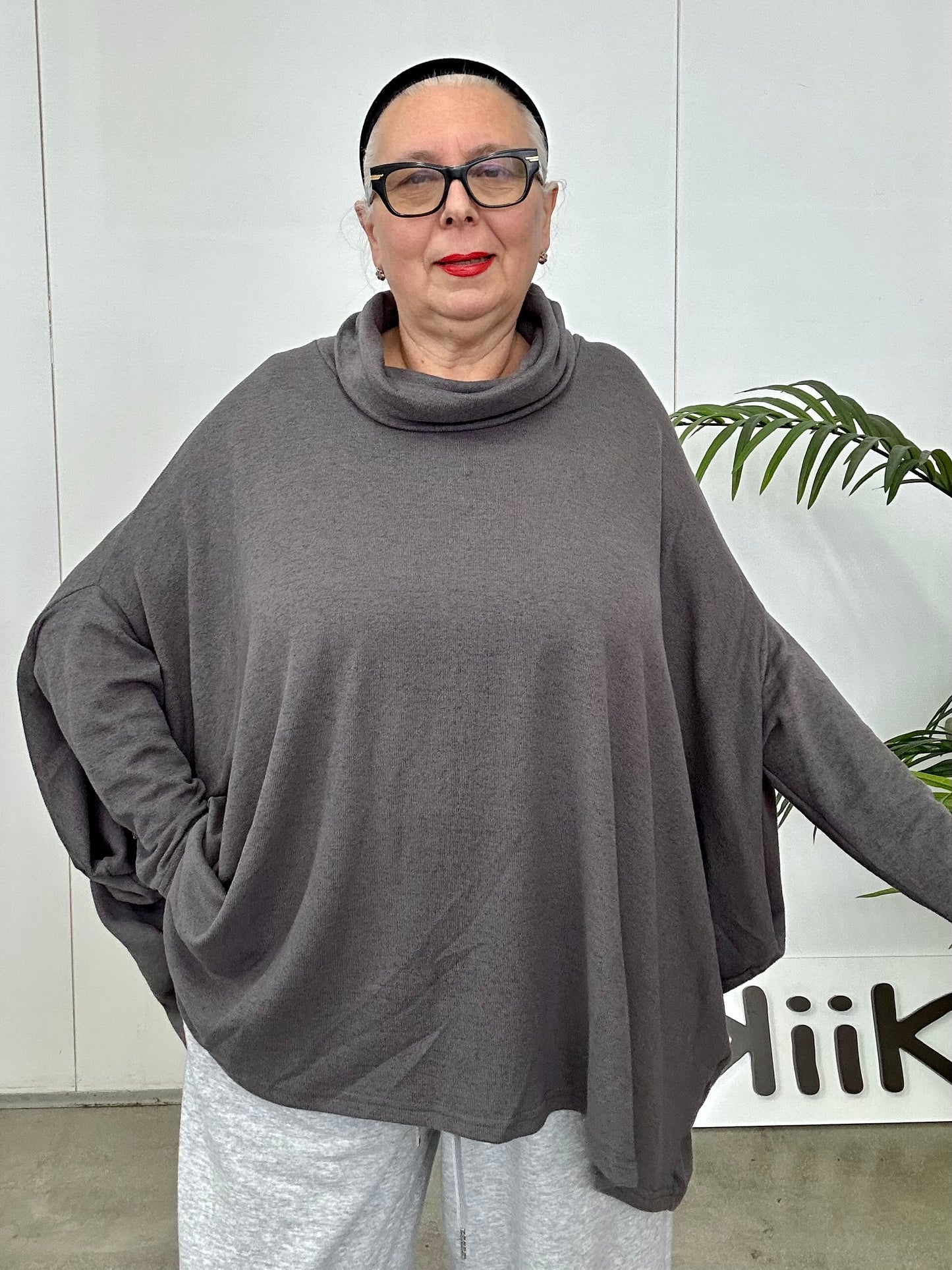 One Six Nine Batwing Top